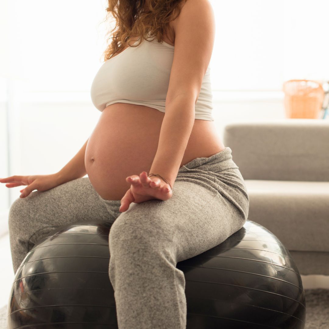 pregnant woman exercising